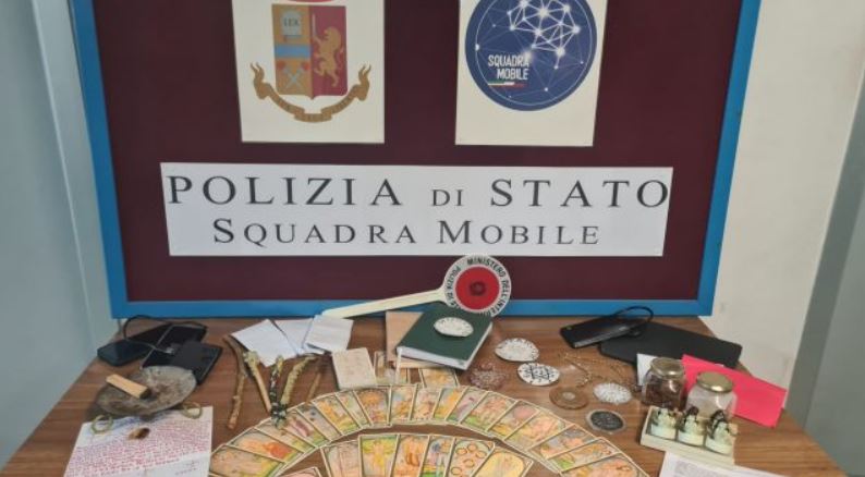 polizia tarocchi