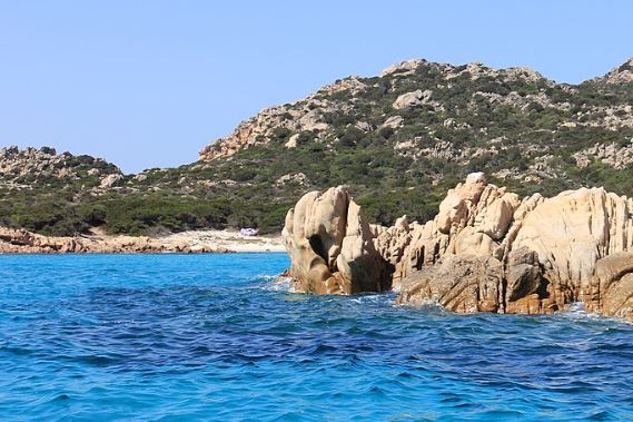 isola budelli